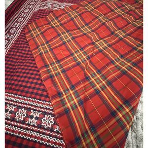 VTG Red Double Sided Homemade Quilted Blanket Large Reversible Bedspread 68x68